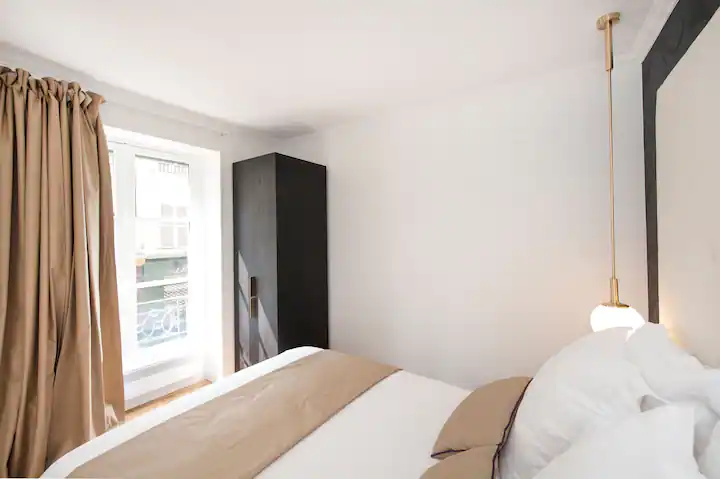 Odéon-Notre Dame de Paris (C)