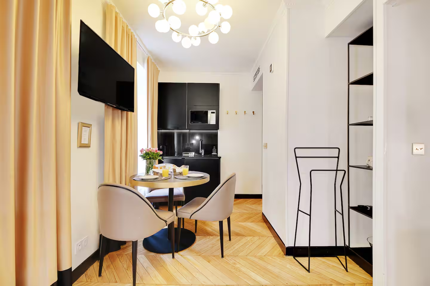 Odéon-Notre Dame de Paris (A)