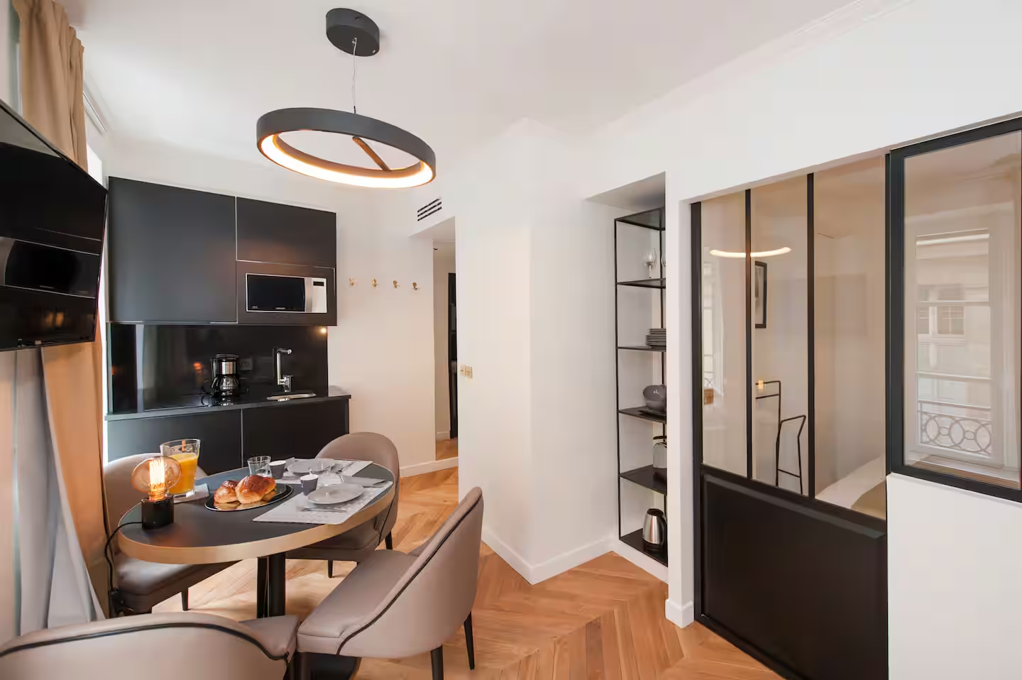 Odéon-Notre Dame de Paris (A)