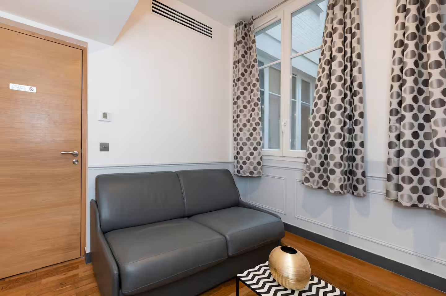 Marais Lovely Studio